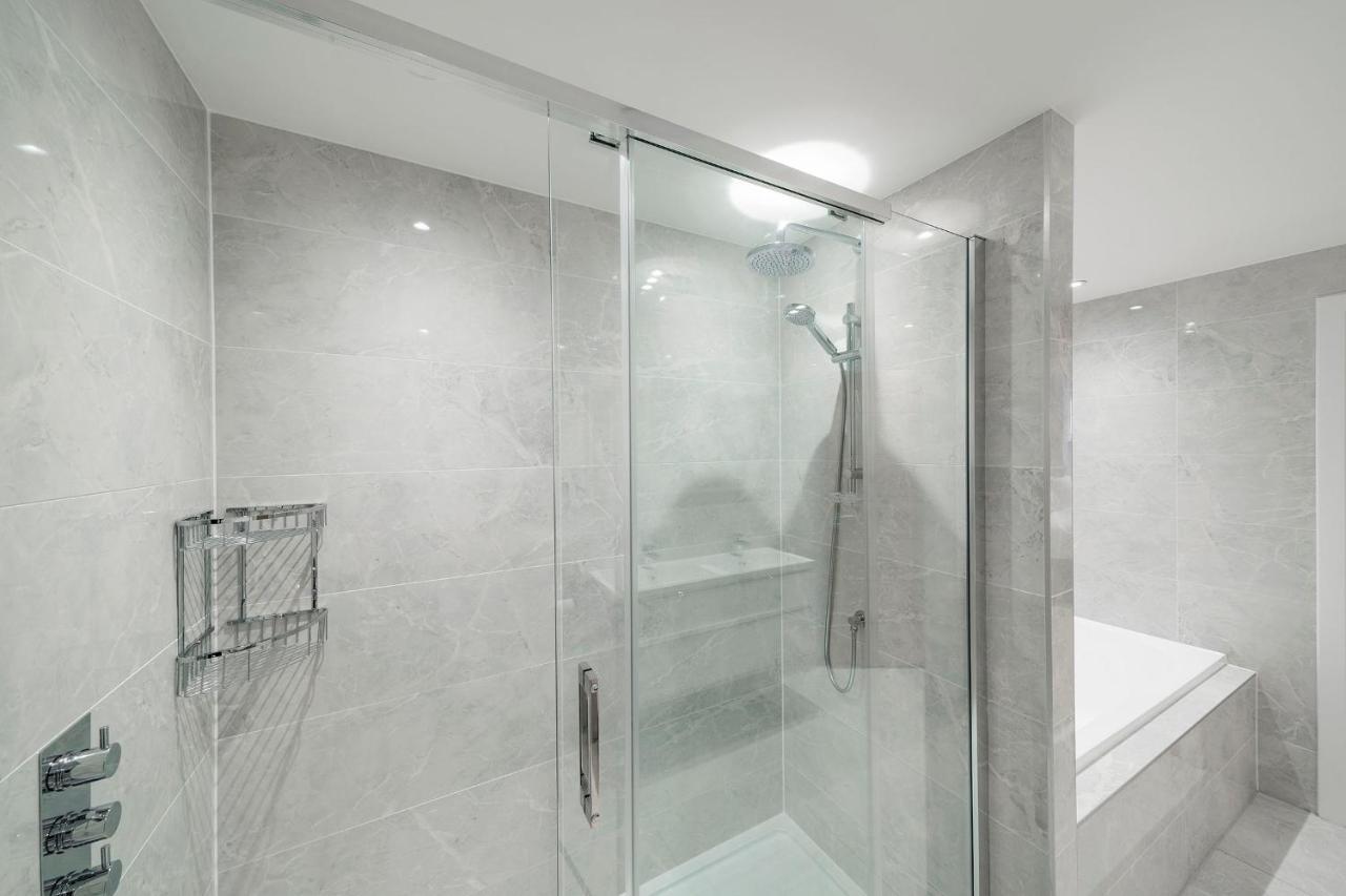 W. Queen St. Apt. บรอธตีเฟอร์รี ภายนอก รูปภาพ